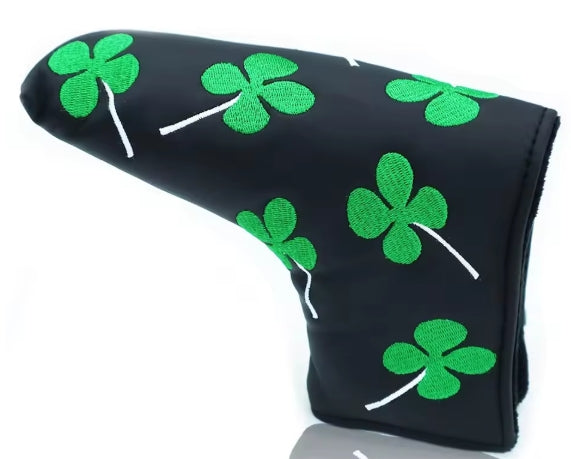 Svart Putter Headcover med Klöver brodyr – Blade Modell i Vattentåligt PU-läder med Kardborrestängning